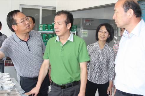 组图:宁夏西海固推进农村小学生免费午餐工程试点