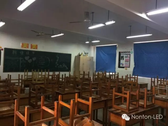 厦门实验小学集美分校LED教室灯、黑板灯改造 厦门实验小学集美分校LED教室灯、黑板灯改造