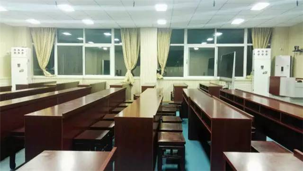 北京中小学幼儿园新风系统安装工作进行中