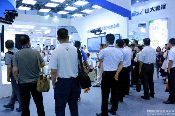 一言不合就圍觀 翰博爾青島展閃耀全場