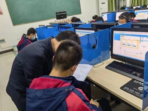 杭州铭师堂与巴东一中携手并进，实现教育信息化特色办学