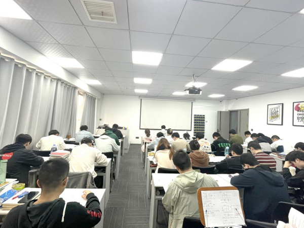 武汉新文道考研全年集训营开课在即，二战逆袭从这里开始