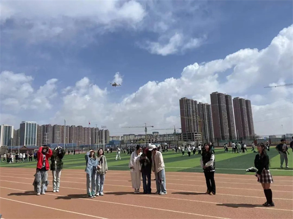 無人機飛進課堂，內蒙古大學創業學院這門課超炫酷