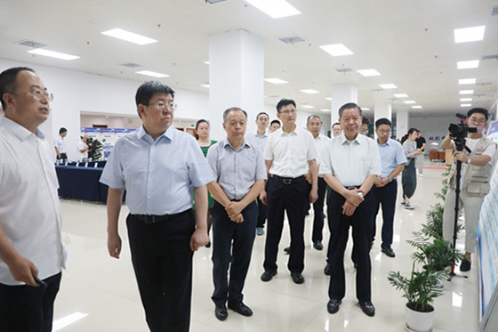 淮南市委書記任澤鋒來安徽理工大學調研指導