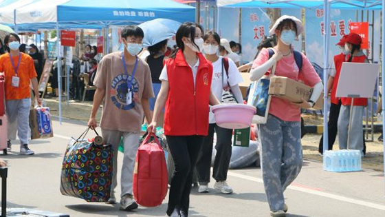 凝“新”聚力，以“心”迎新——景德鎮學院迎來2022級新生