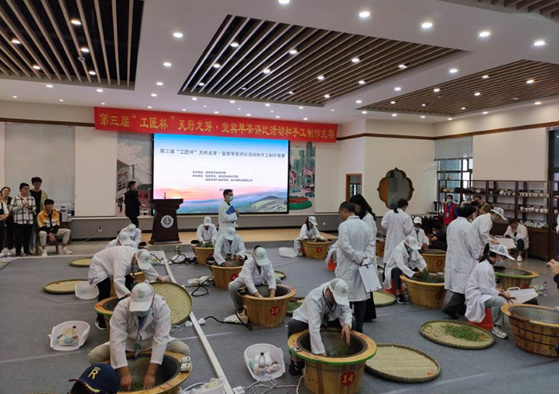 宜賓學院學子在第三屆“工匠杯”手工制作技能競賽中榮獲佳績