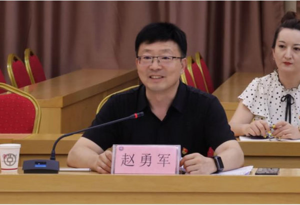 湖北美術學院繪畫學院與喀什地區氣象局開展聯學共建主題黨日活動