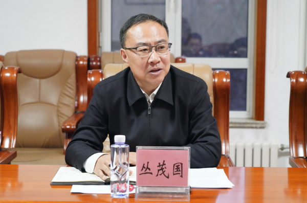 渤海大學召開青年教師座談會