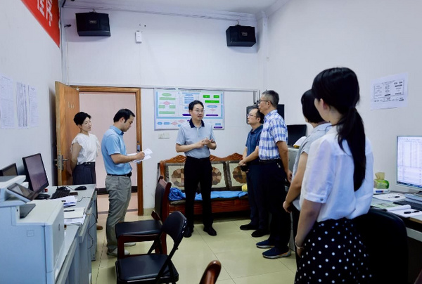 江西科技师范大学校长袁雄检查指导招生录取工作