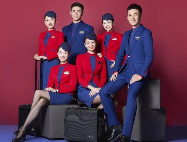 想get令人心动的空乘offer？航空服务艺术与管理专业了解一下