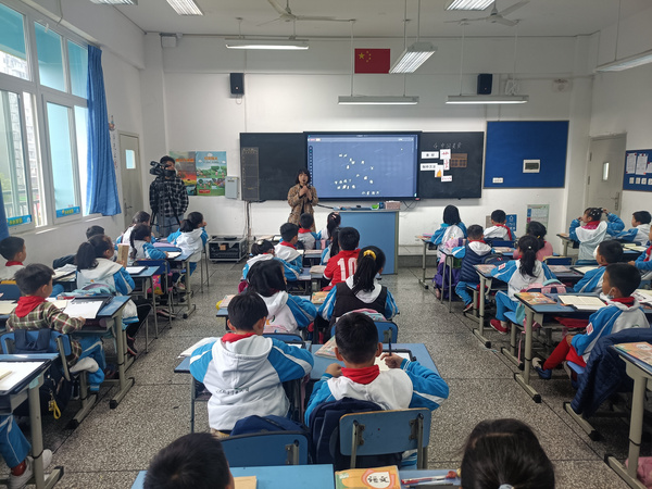 “OMO智慧教學研討會”議程發布，伯索云學堂將展示智慧教室成功課例