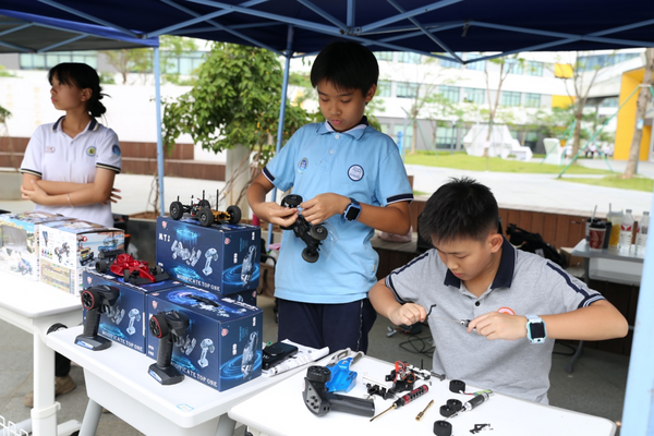 十一地师生联动！2024年东莞市中小学生科技节开幕