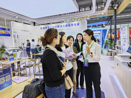 中浦慧聯智慧食堂3.0憑借雙贏模式，成中國教育后勤展人氣王
