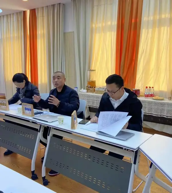打造巴學園之路 ——東幼“市教育裝備達標園”評估工作