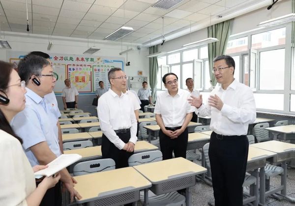 教育部召開教育強國戰略咨詢會（新疆）、援疆干部人才座談會、產教融合座談會
