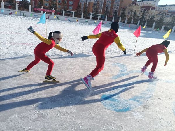 冰雪運動進校園 | 內蒙古扎賚諾爾區開展豐富多彩的冰雪趣味活動